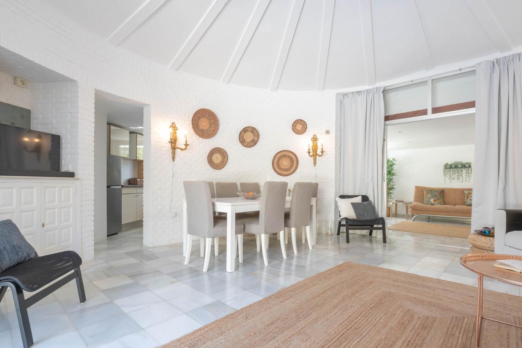 בנאלמדנה Pool Villa Rancho Domingo Family Friendly - Happy Rentals מראה חיצוני תמונה